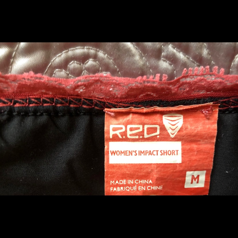 Burton RED Women’s Impact Short M